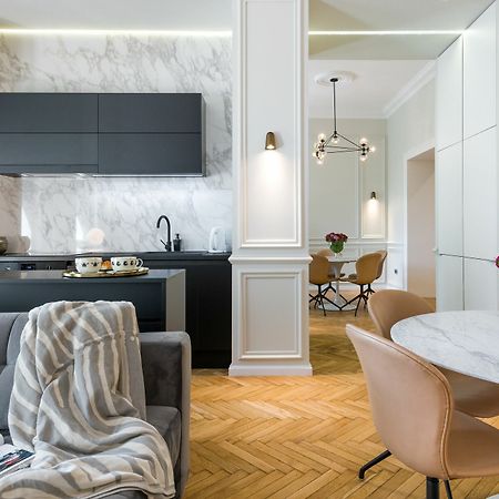 apartament PAULOVE Krakow Bagian luar foto